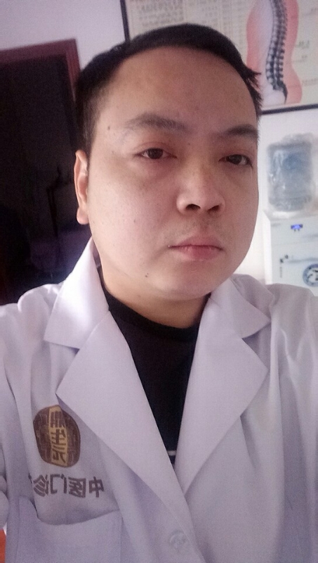 大熊的第二张照片--樟树闪婚服务中心